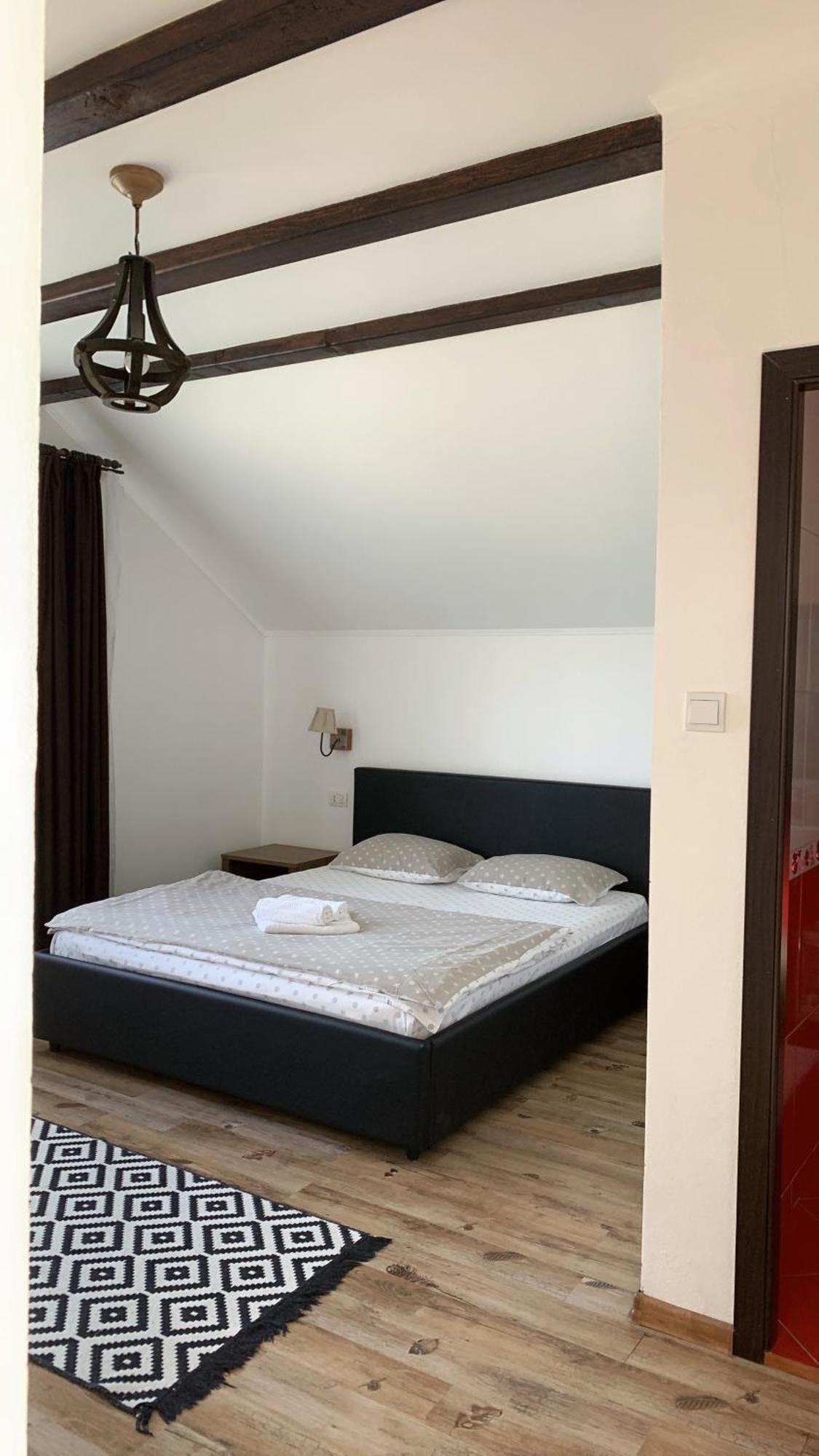 Casa Paunescu Milostea Exteriér fotografie